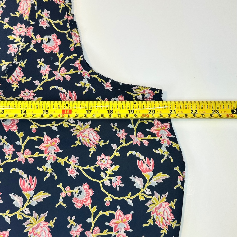 LOFT Petites Navy Blue Floral Sleeveless Blouse Pleated Neck Top LP 545286 - Picture 4 of 8